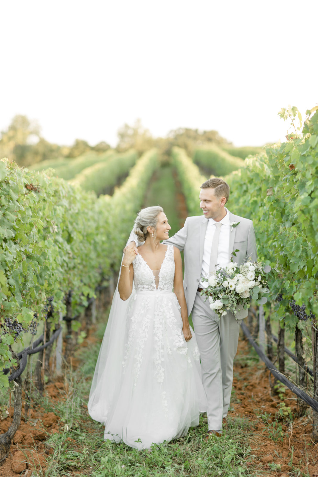 Kasey + Evan // Early Mountain Vineyard | Blog